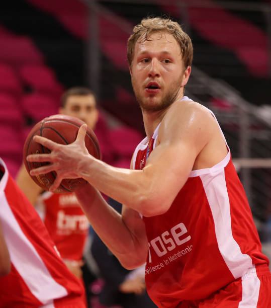 为中锋以及 为中锋以及